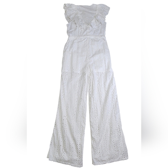 Urban Outfitters Magnolia Eyelet Ruffle Jumpsuit Size Medium White OB974249 - Picture 8 of 15